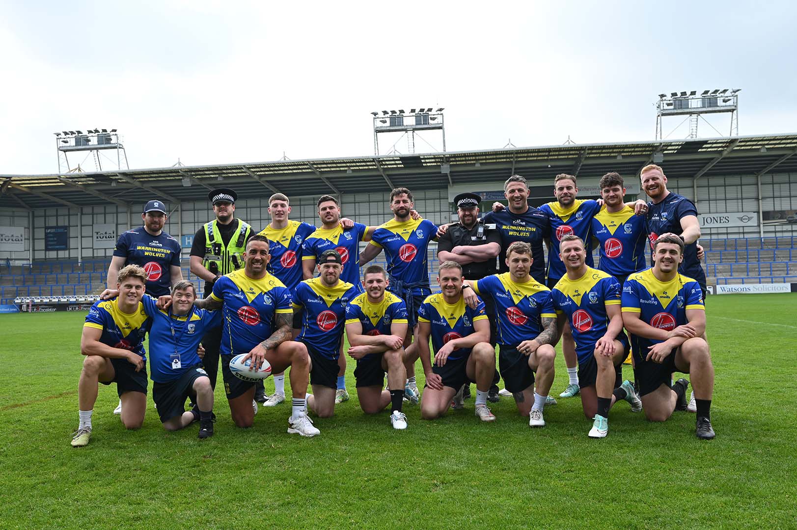 warrington wolves photo 2