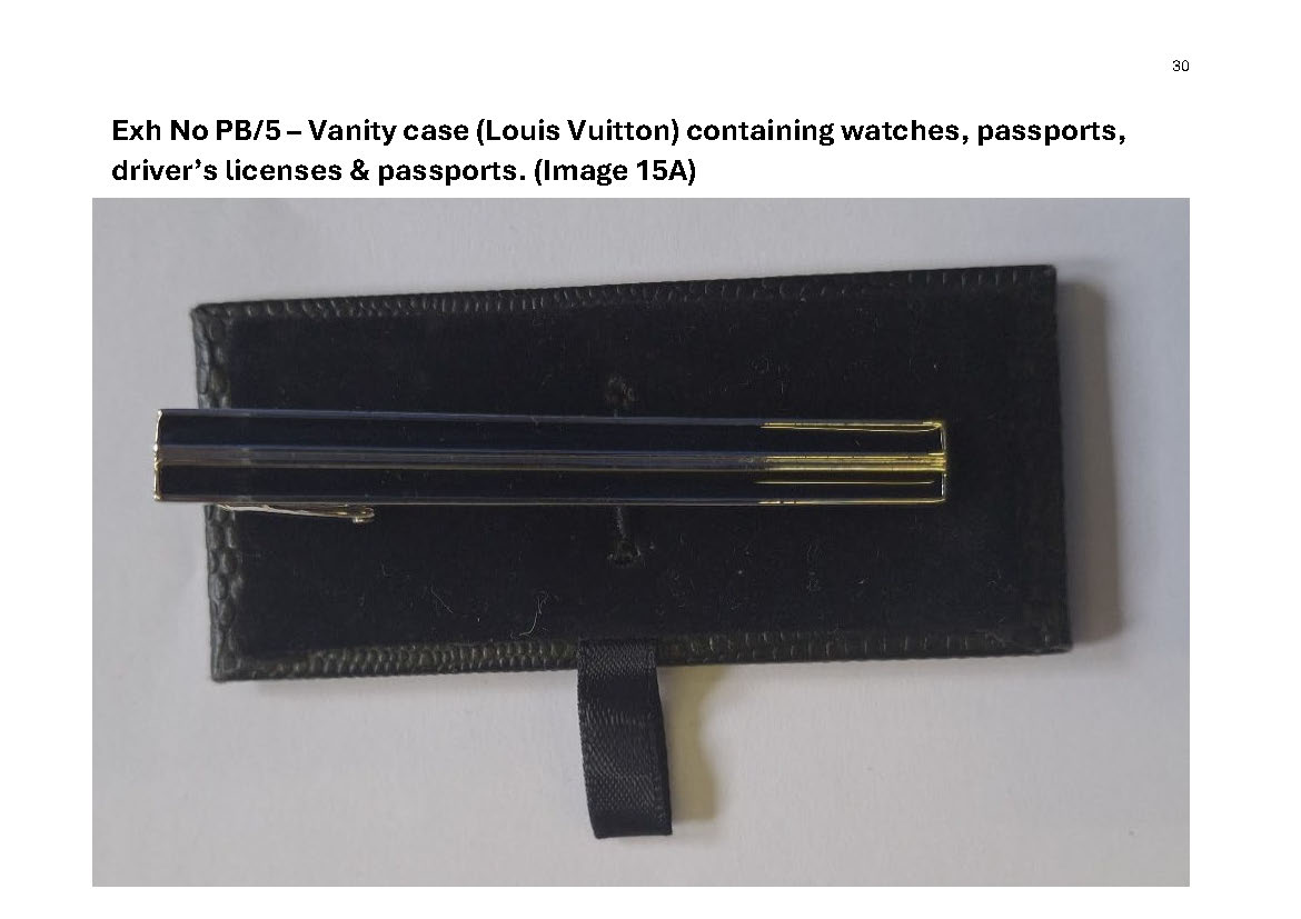 PB5 Louis Vuitton vanity case containing various items - 15A.jpg