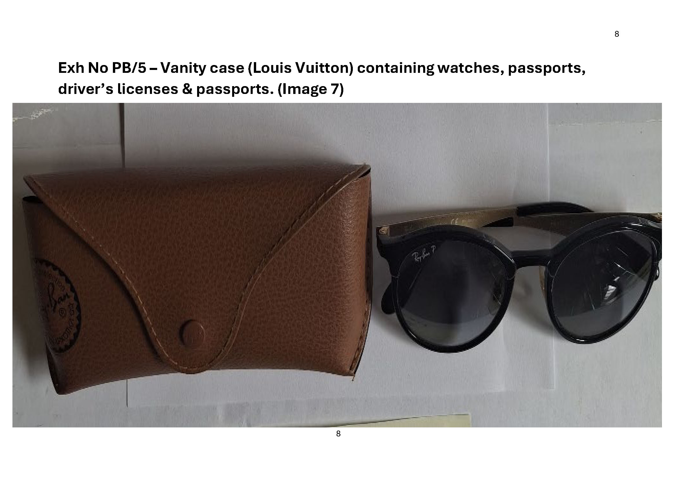 PB5 Louis Vuitton vanity case containing various items - 7.jpg