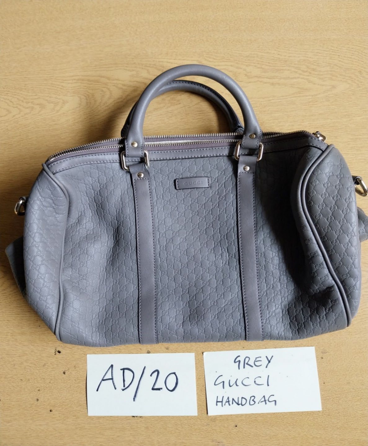 EXH JS05 Operation AMBLER - Handbags from Gas Street, Crabtree & Edgecombe Ct_Page_19_Image_0001.jpg