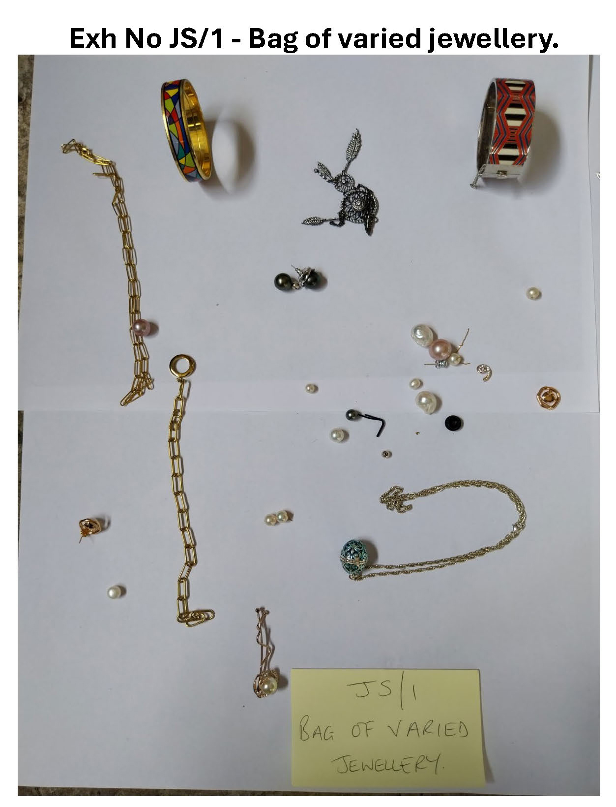 JS1 bag of varied jewellery 4.jpg